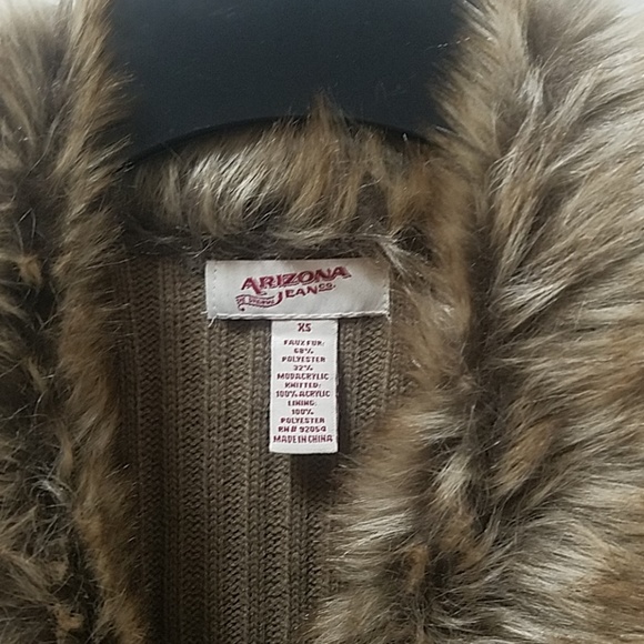 ARIZONA JEAN CO Fur Vest - Picture 2 of 3